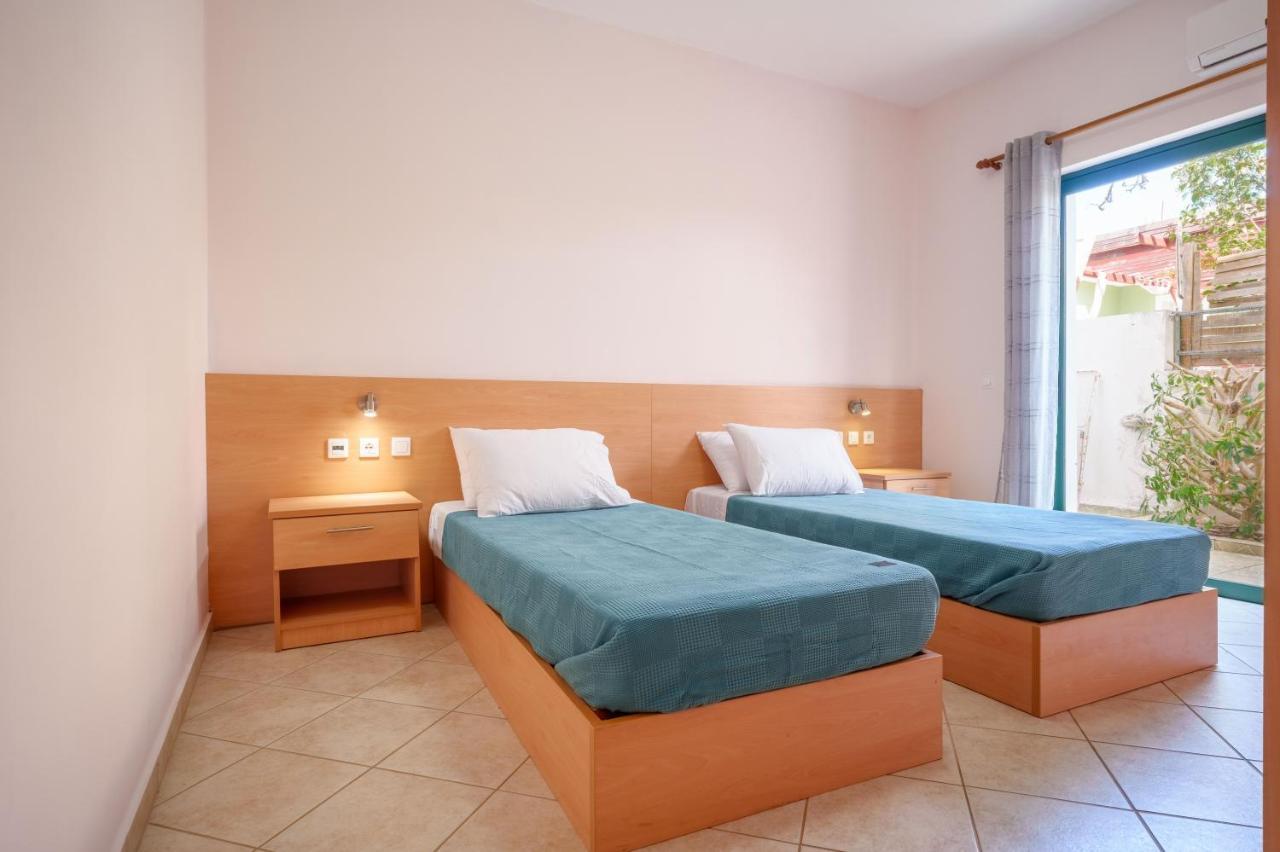 Niko'S Central Skala Apartments Bagian luar foto