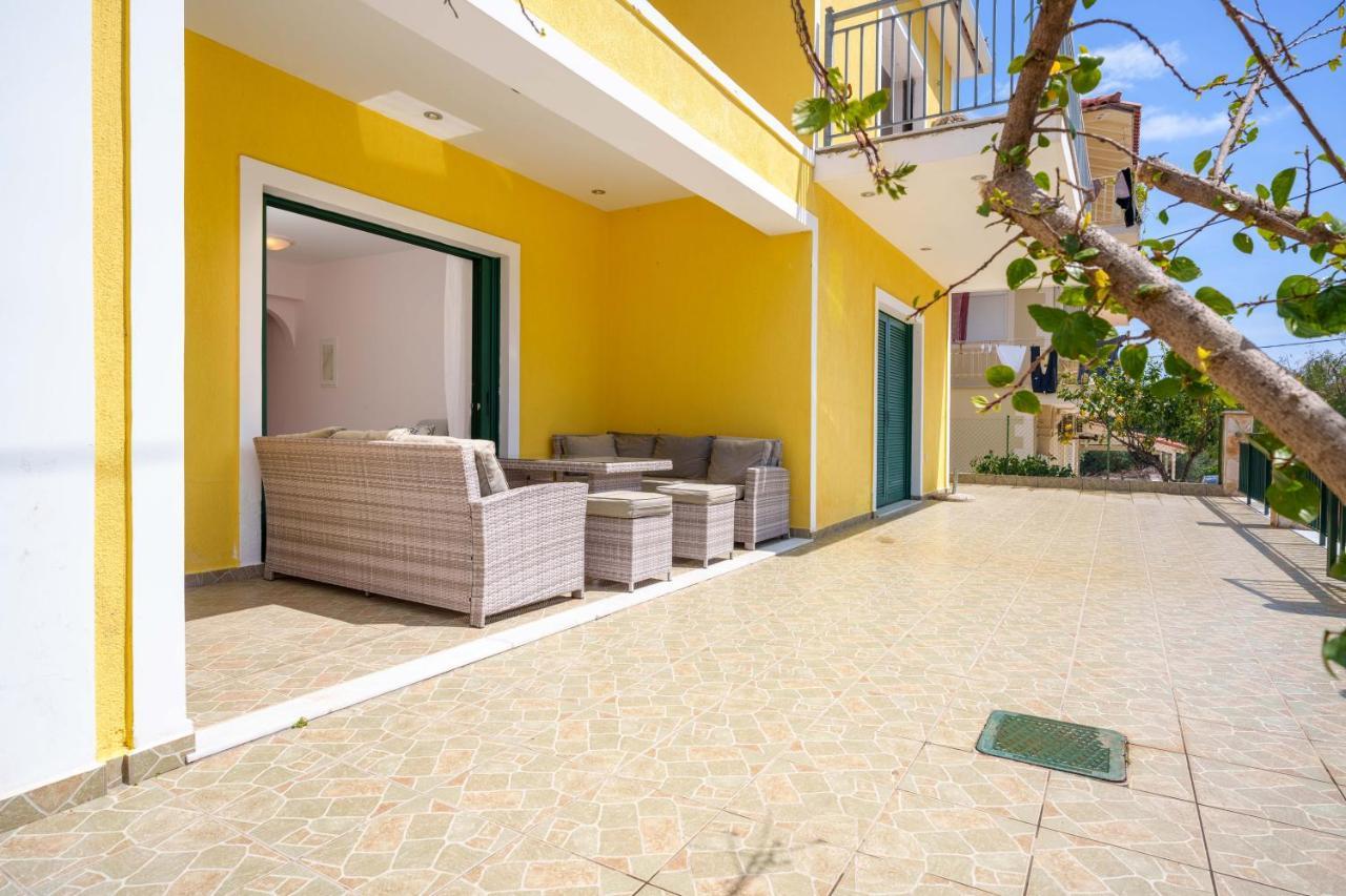 Niko'S Central Skala Apartments Bagian luar foto